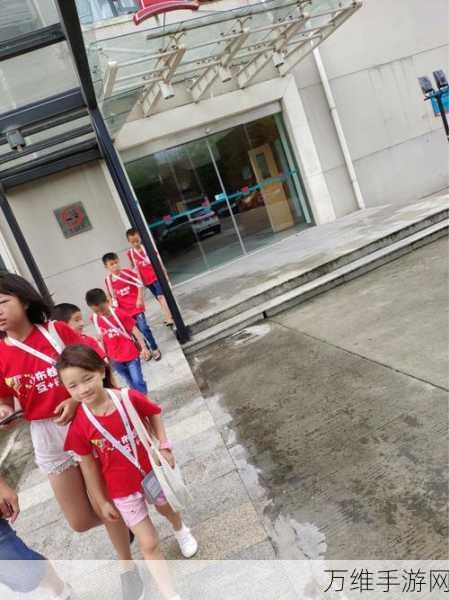布娃娃疯狂奔跑,趣味与虐心交织的模拟跑步之旅